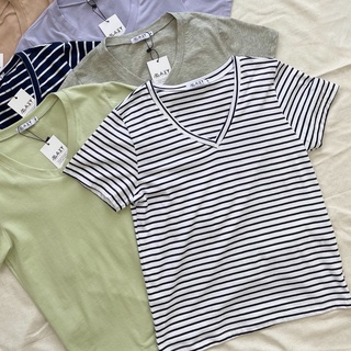 Áo thun cổ tim V neck basic tee Stripped White Maxy Workshop