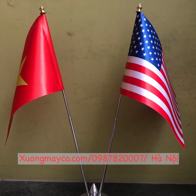 Cờ để bàn việt mỹ