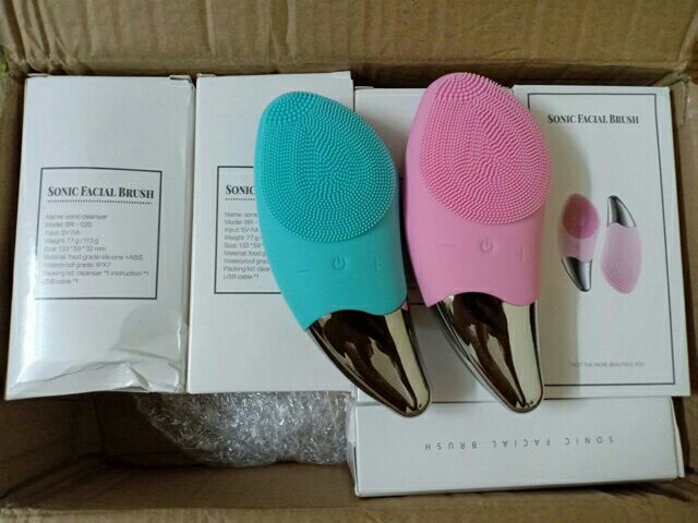 (Hàng Đẹp) Máy rửa mặt massage 3IN1 SONIC FACIAL BRUSH Cao Cấp