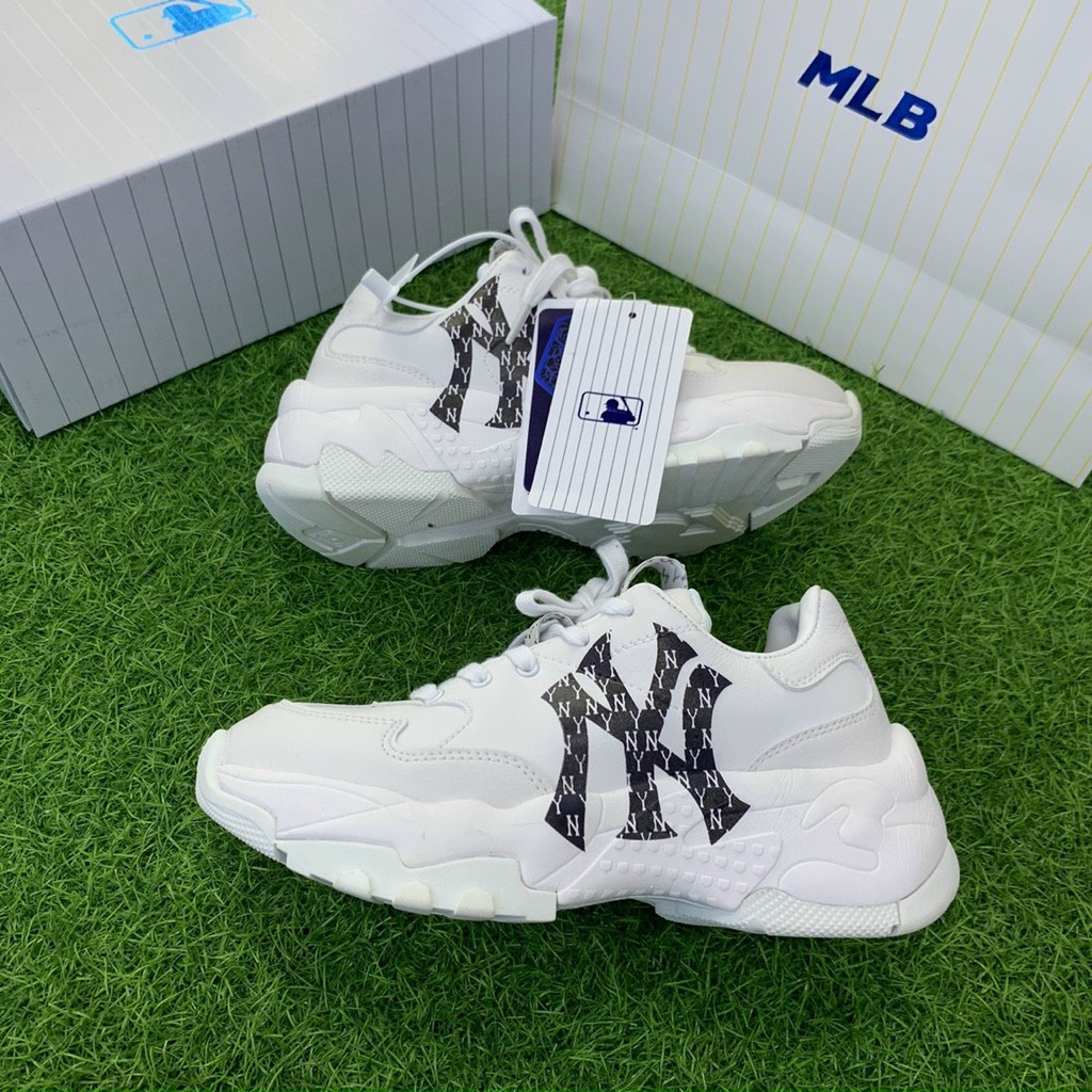 [Bản In - Hot trend] Giày thế thao 𝐌𝐋𝐁 _ mono trắng chữ viền đen Nam/Nữ 1.1 bản in 3d chuẩn 11 | BigBuy360 - bigbuy360.vn