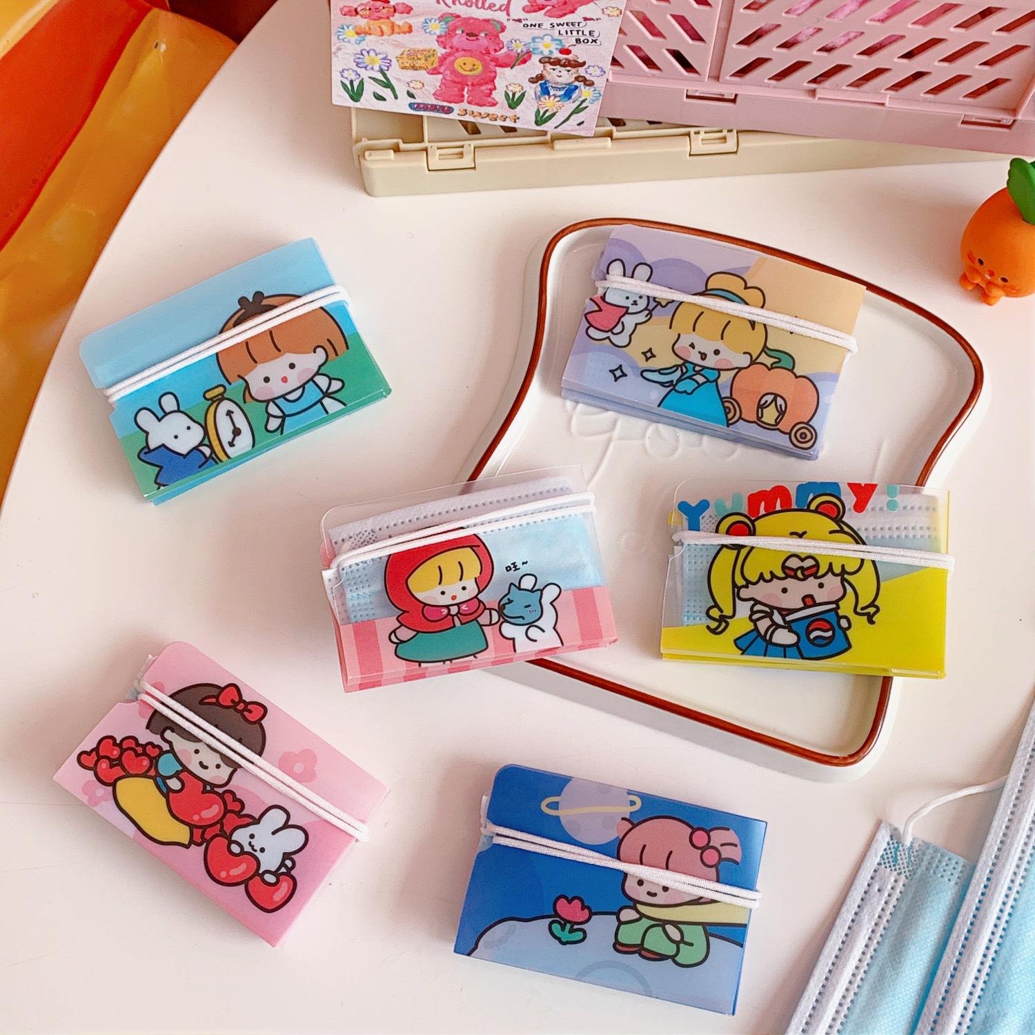 Dễ Thương Kẹp Giữ Khẩu Trang Gấp Gọn Họa Tiết Hoạt Hình Xinh Xắn Dành Cho Nữ
