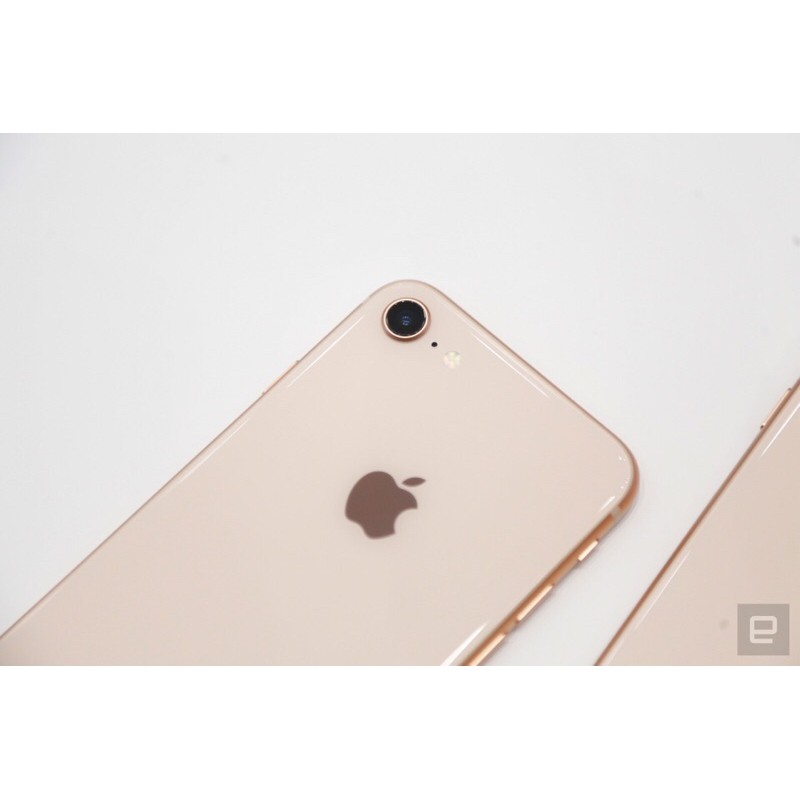 Điện thoại iphone 8 màu gold 64gb