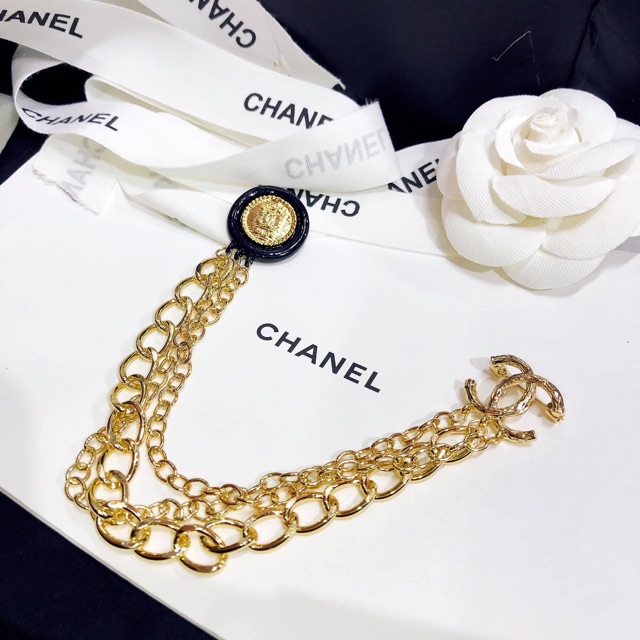 [HÀNG MỚI VỀ] Cài Áo Chanel xích