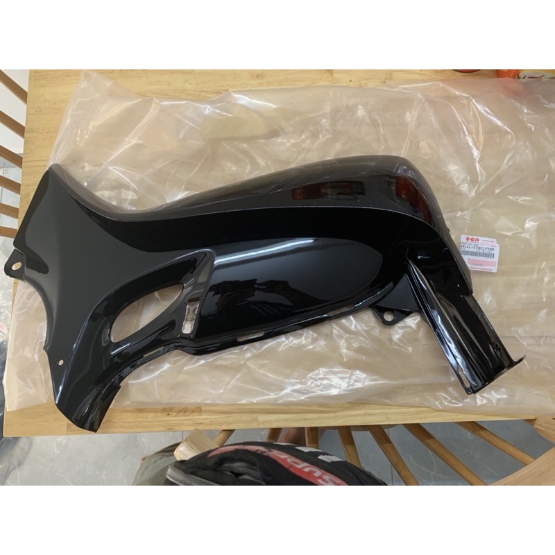 Cặp bửng suzuki smash revo 110 màu đen chính hãng