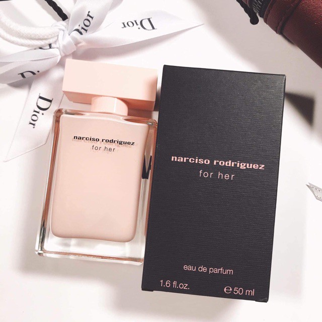  -𝑺𝒄𝒆𝒏𝒕𝒔𝒂𝒊𝒈𝒐𝒏- Nước Hoa Nữ Narciso Rodriguez For Her EDP 10ml