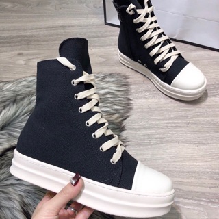 Giày thể thao rich hàng chuẩn fom chuẩn dáng không ai cưỡng lại được em này khi đi vào chân đâu ạ , đế cao su rất chi ok