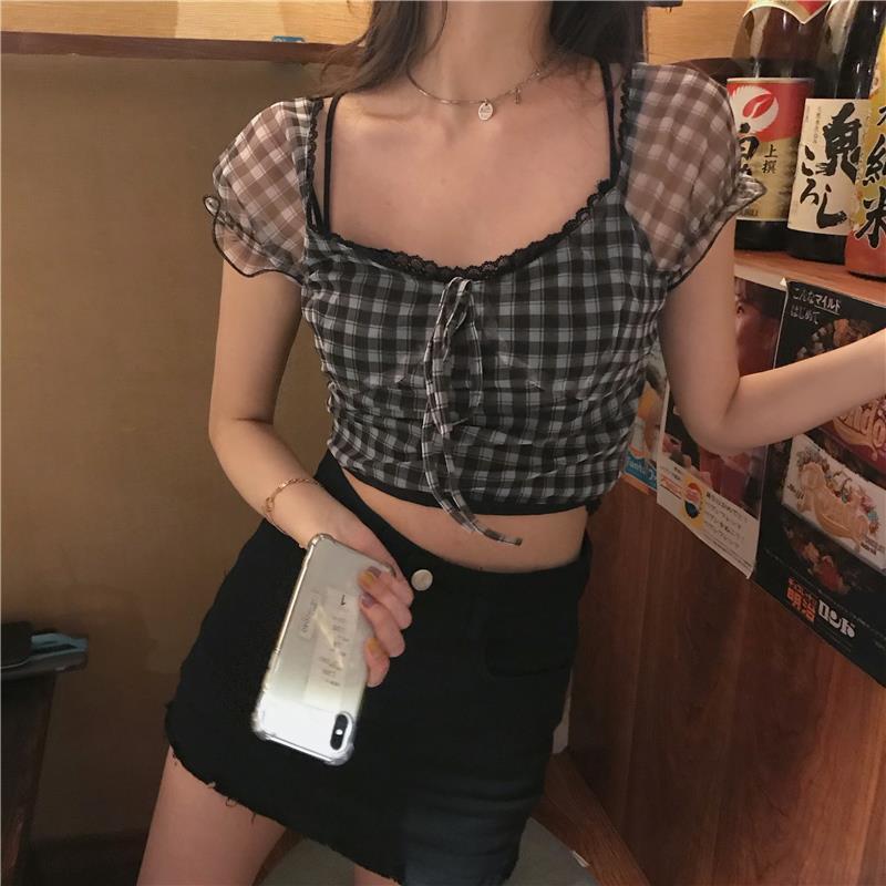 Áo croptop Tay Ngắn Kẻ Ca-Rô Đen Trắng Trẻ Trung Hợp Thời Trang | BigBuy360 - bigbuy360.vn