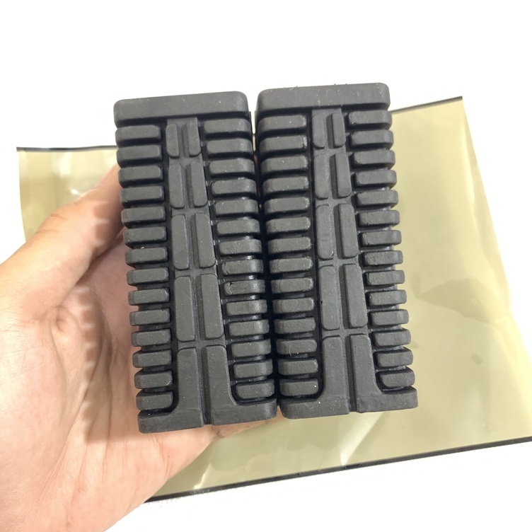 Cao su để chân trước xe Dream Wave-sirius hàng đẹp dày dặn