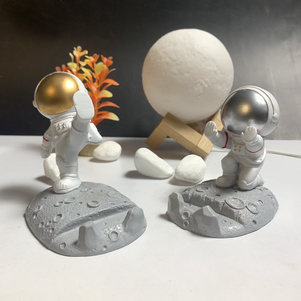 Giá Đỡ Điện Thoại Di Động Đa Năng Tượng Phi Hành Gia Sáng Tạo