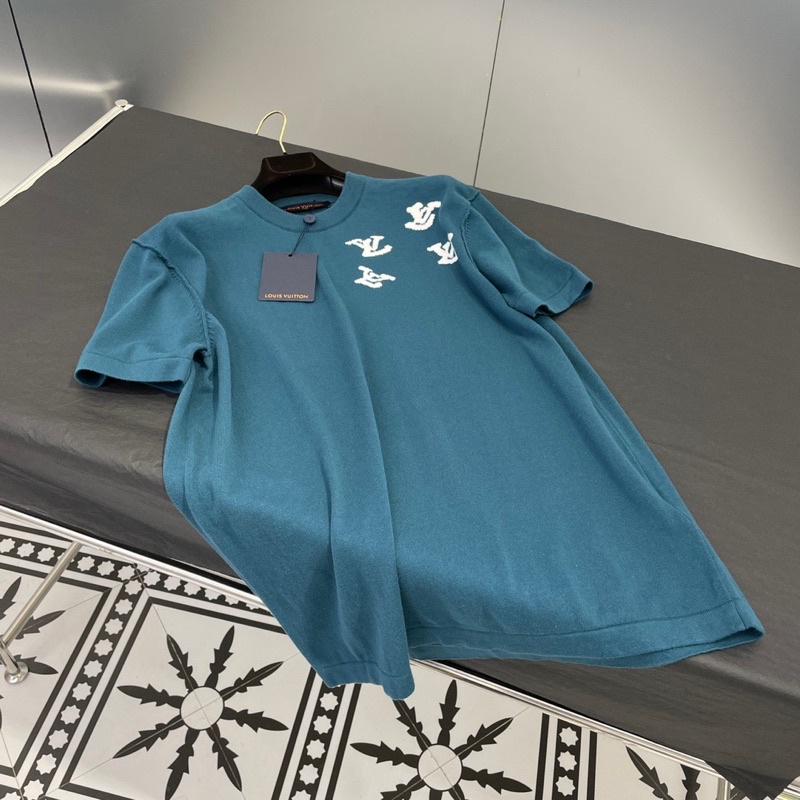 Áo len nữ dáng rộng tay ngắn thương hiệu Louis Vuitton LV cao cấp