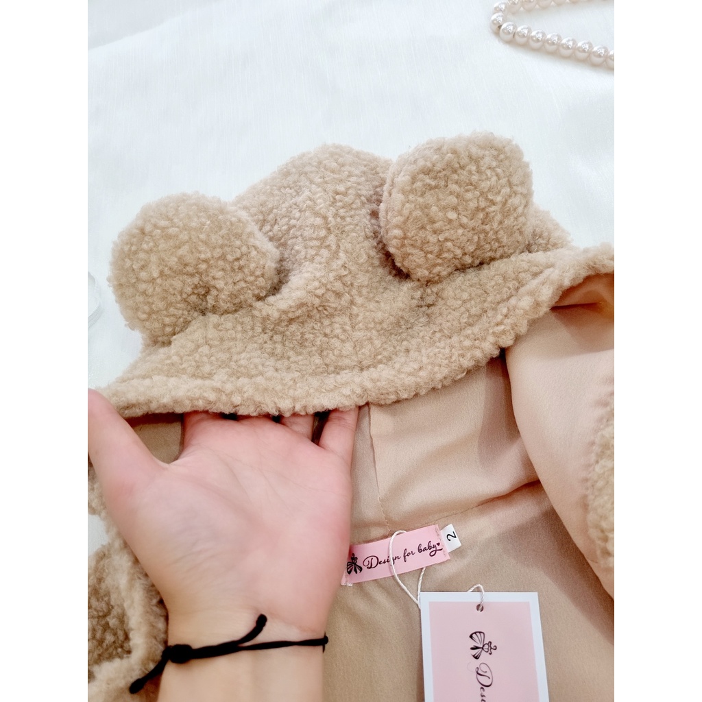 Áo choàng mùa đông cho bé Nina Kids Boutique Áo khoác lông tai gấu Cánh dơi Kèm khẩu trang Màu be Size 5kg đến 13kg