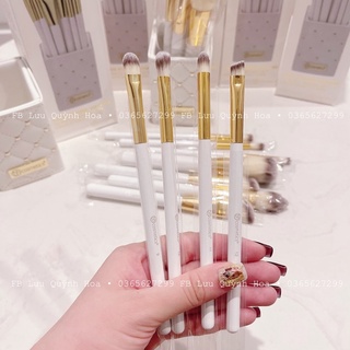 Set 12 cọ make up BH Cosmetic White Studded Elegance