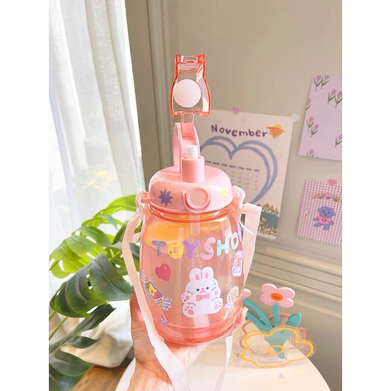 Bình nước 1200ml dễ thương kèm ống hút & dây đeo | BigBuy360 - bigbuy360.vn