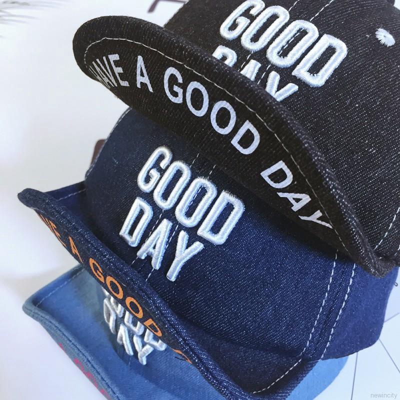 Nón cao bồi phong cách hip hop có in chữ cho bé