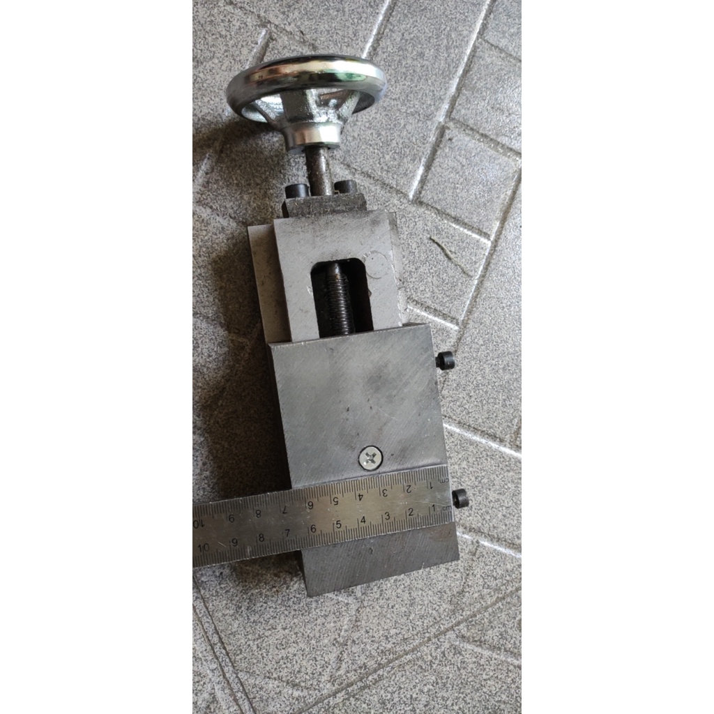 Eto trượt 1 trục / Bàn trượt 1  phương chế máy tiện