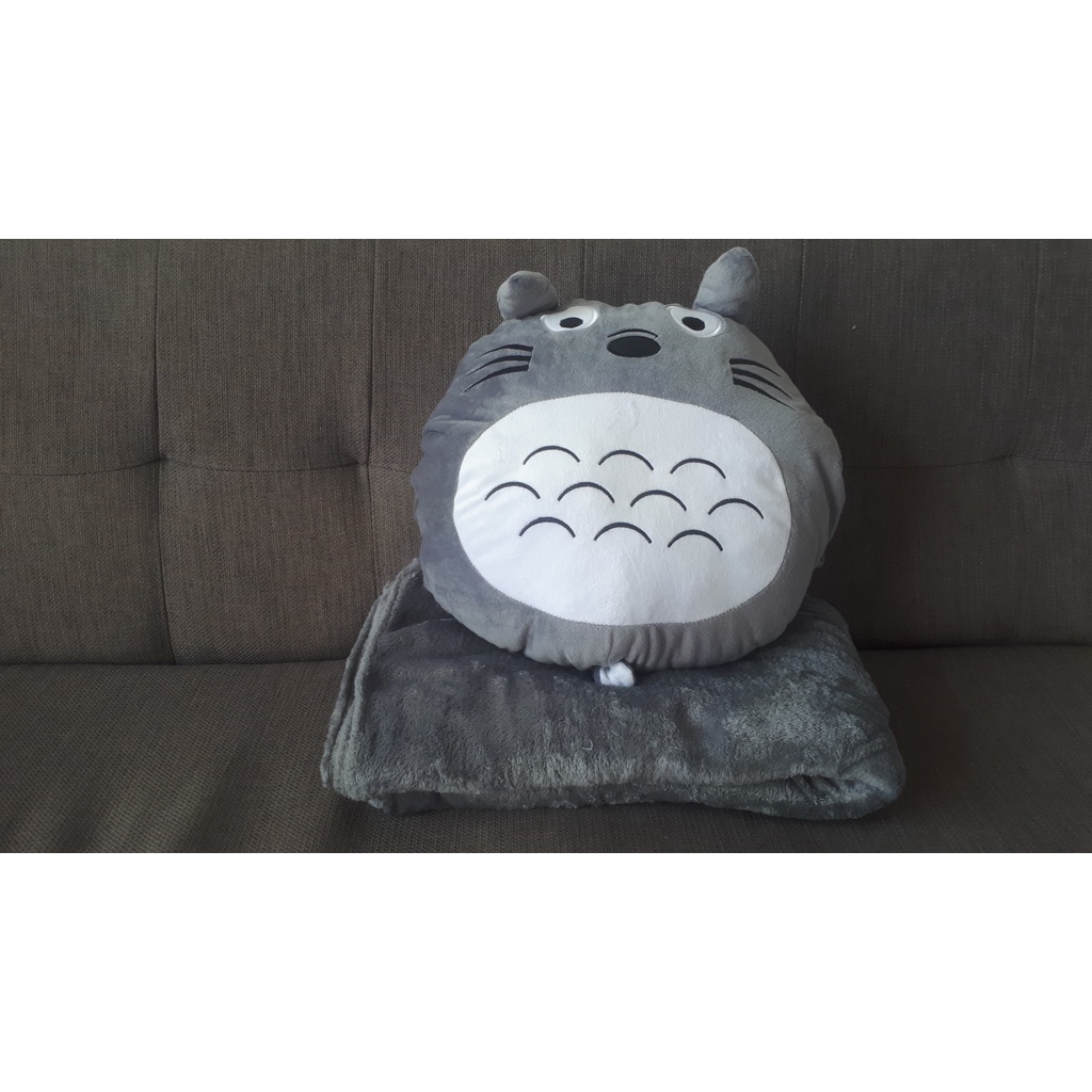 Bộ Chăn Gối Totoro Tròn Mũm Mĩm Hot Trend