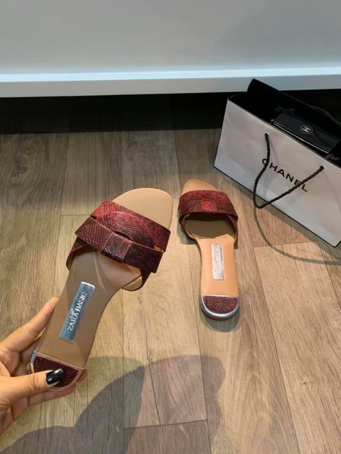 Dép lê nữ quai đan da vân rắn thời trang 2021