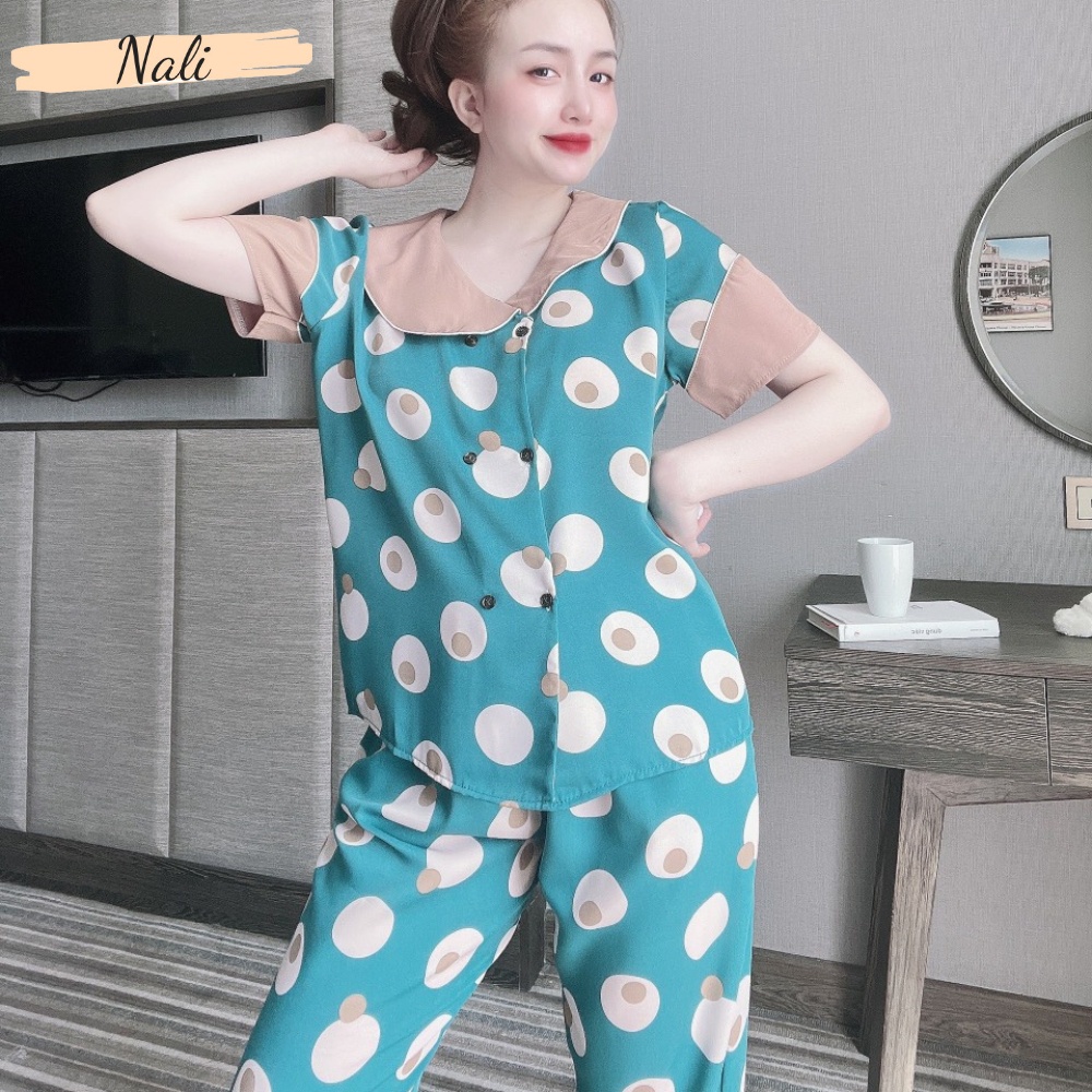 Bộ pijama cộc tay quần dài chất liệu lụa mango, bộ đồ ngủ nữ pyjama họa tiết xanh bơ DC23