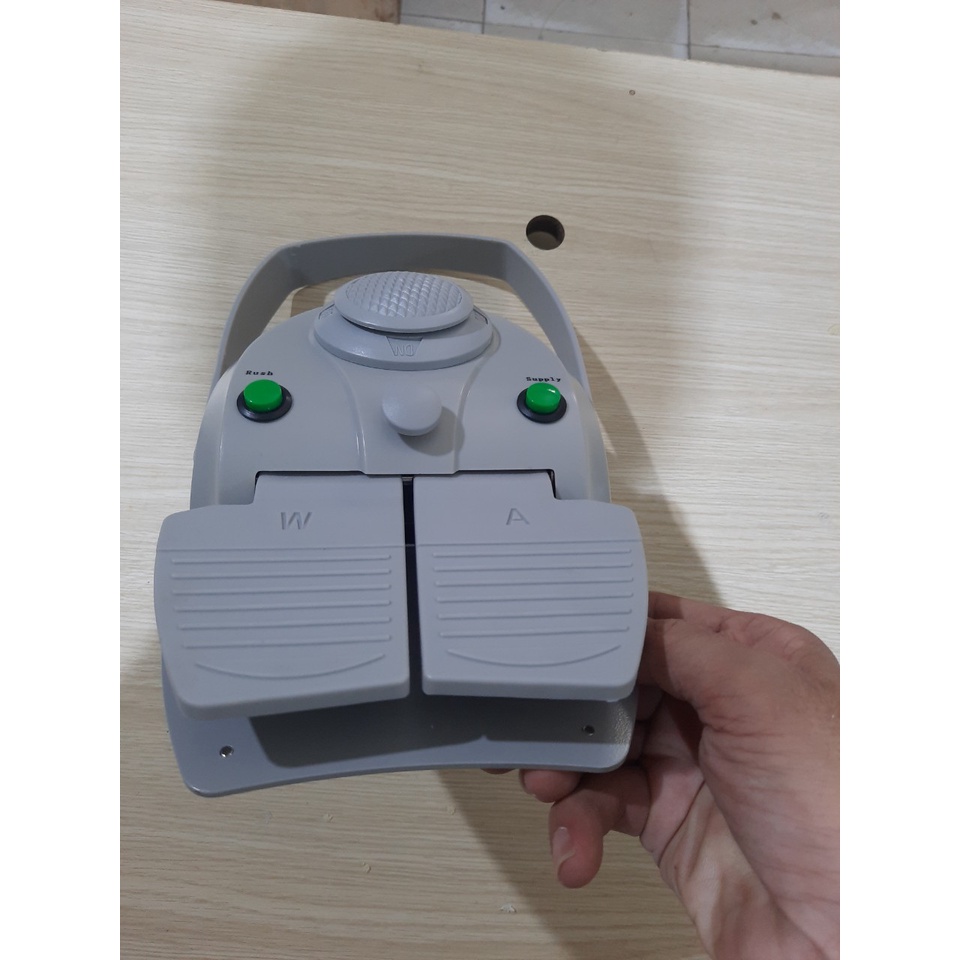 Bàn đạp ghế nha khoa