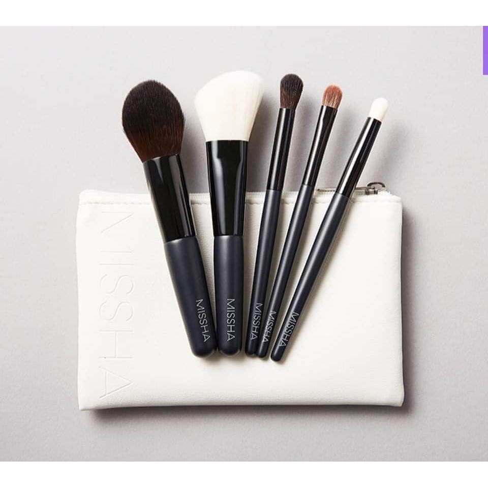 Bộ Cọ Trang Điểm 5 Món Missha Artistool To Go Kit