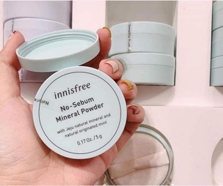 Phấn phủ kiềm dầu Innisfree Mentos Limited