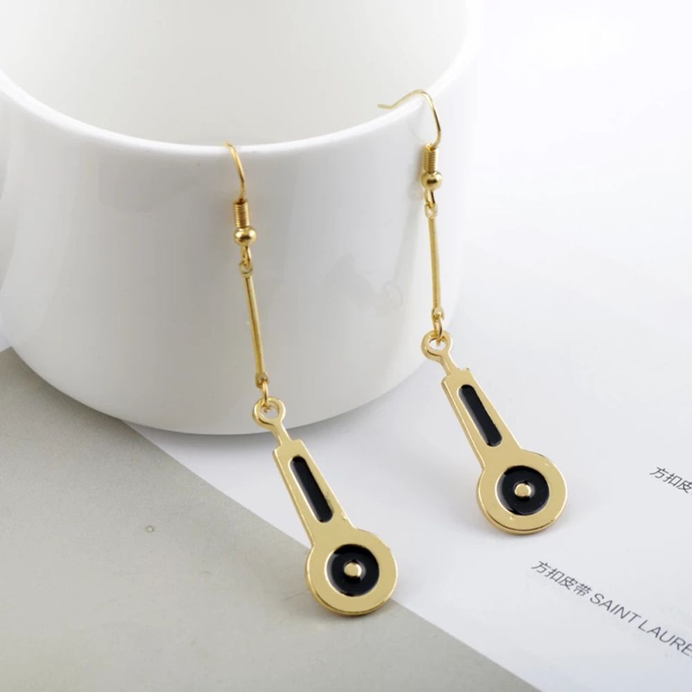 Khuyên Tai Móc Họa Tiết Hoạt Hình Jojo 's Bizarre Adventure