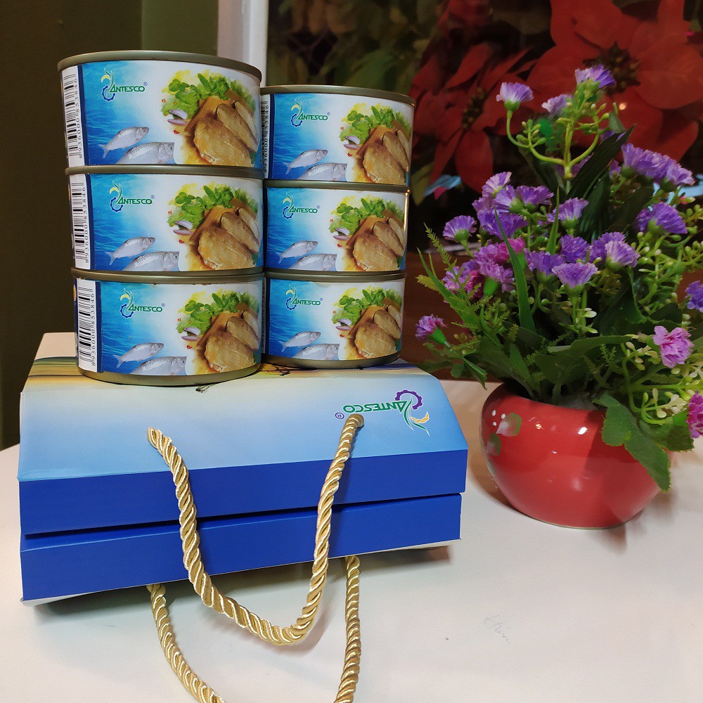 Combo 1 lốc Cá linh kho mía mềm xương hiệu Antesco  - HSD 24 tháng