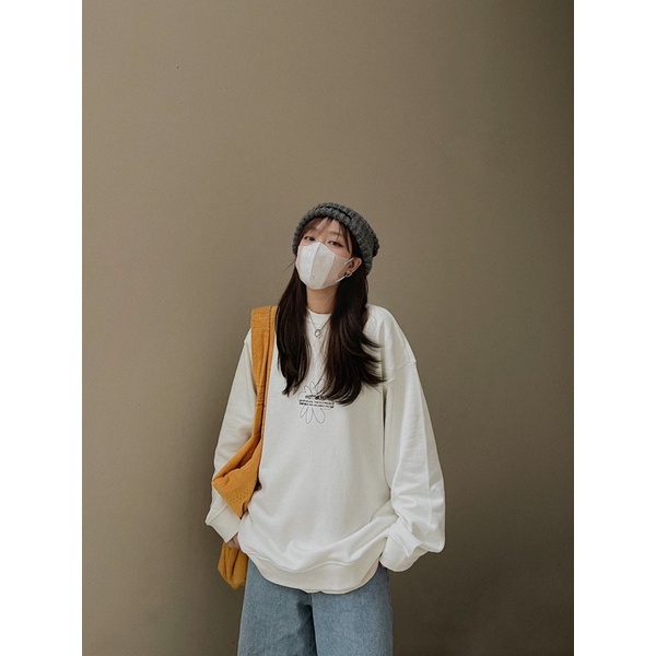 Áo khoác “Hoodie zip” và áo “Sweater” AMBITIOUS