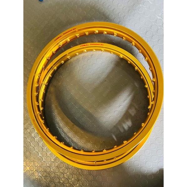Niềng comstar màu đen, vàng  bản nhỏ  size 1.4 vs 1.6