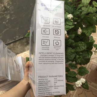 Robot hút bụi thông minh