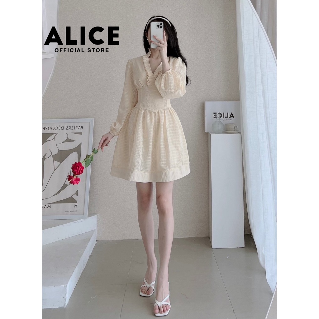 Váy Ren Tiểu Thư Cổ Bèo ALICE, Thiết Kế Chiết Eo Dáng Xòe Phối Tay Bồng Sang Chảnh V758 | BigBuy360 - bigbuy360.vn