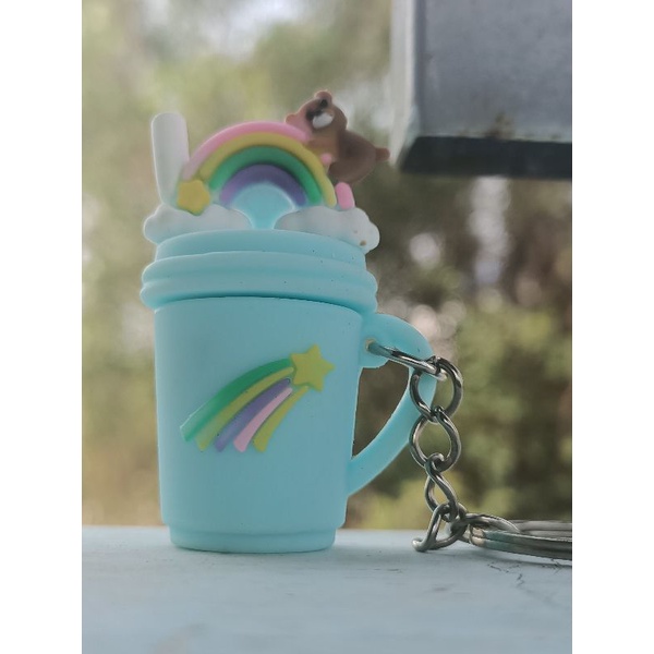 Móc khoá ly trà sữa cầu vòng