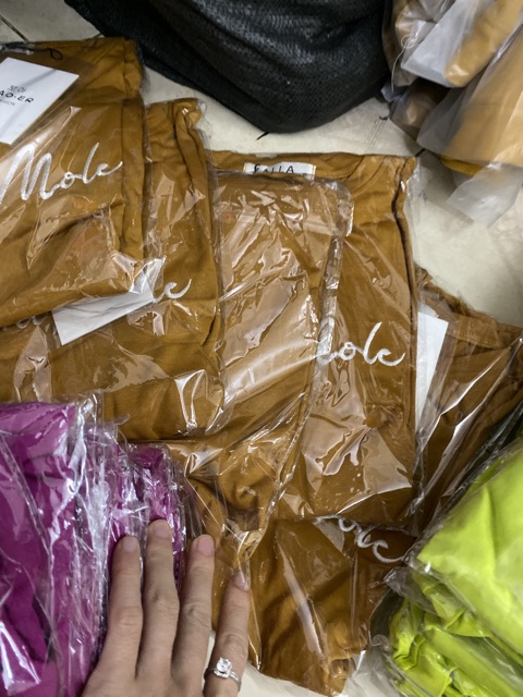 Bộ thể thao quần lửng 4 màu dành cho nữ ( xả hàng ) | BigBuy360 - bigbuy360.vn