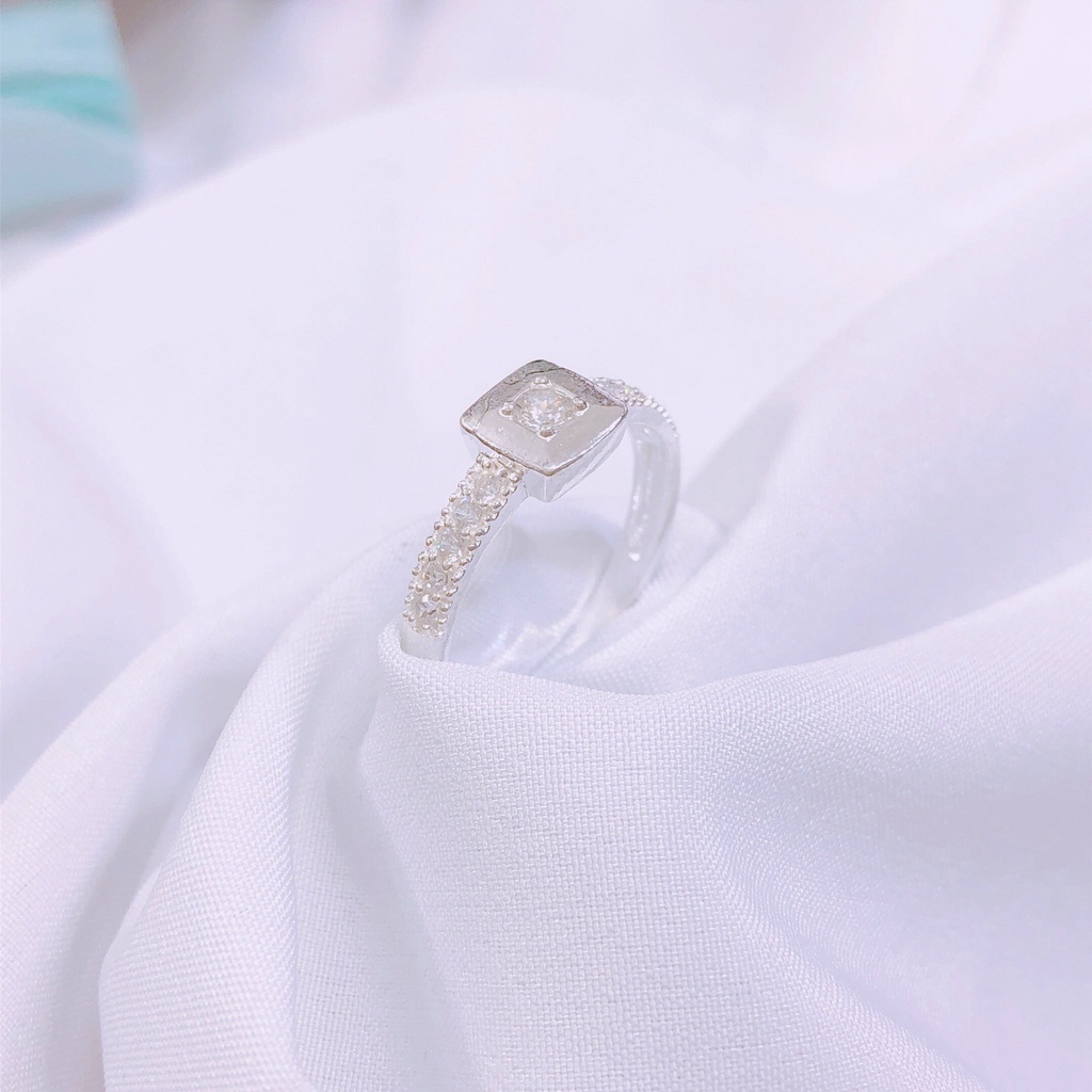 Nhẫn nữ bạc ta mặt vuông nhỏ xinh LINH MIU SILVER