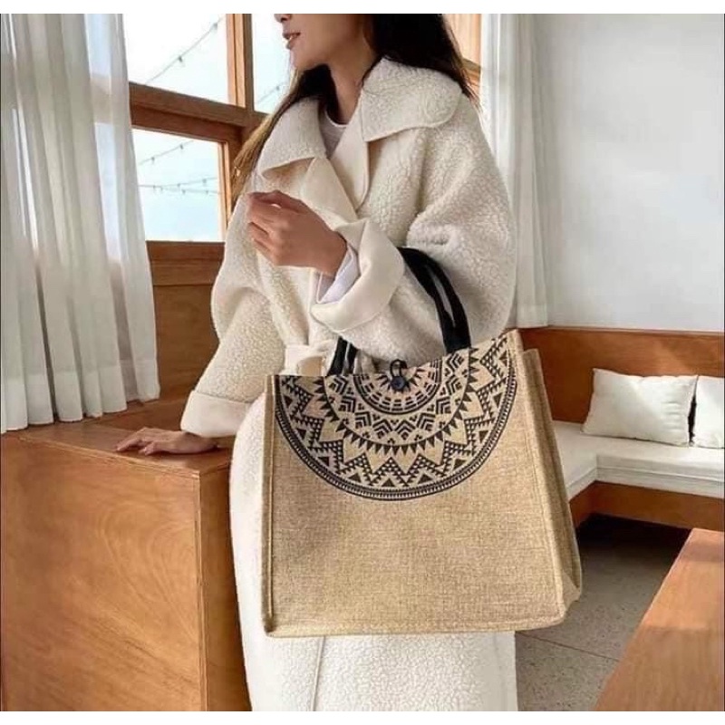 Túi cói hoạ tiết thổ cẩm