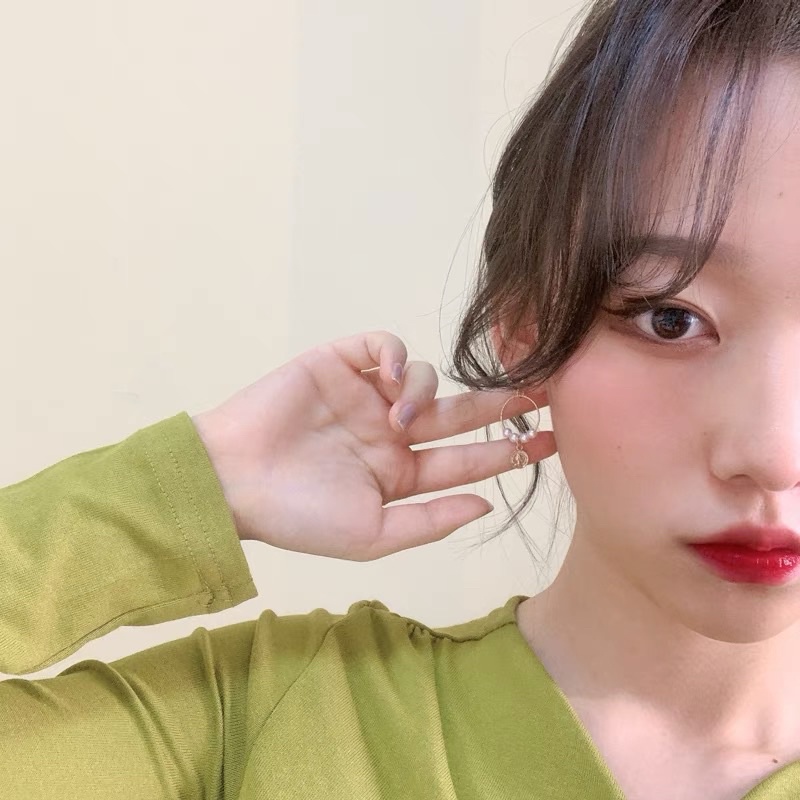 Hoa tai đính hạt cách điệu nữ tính - Maben