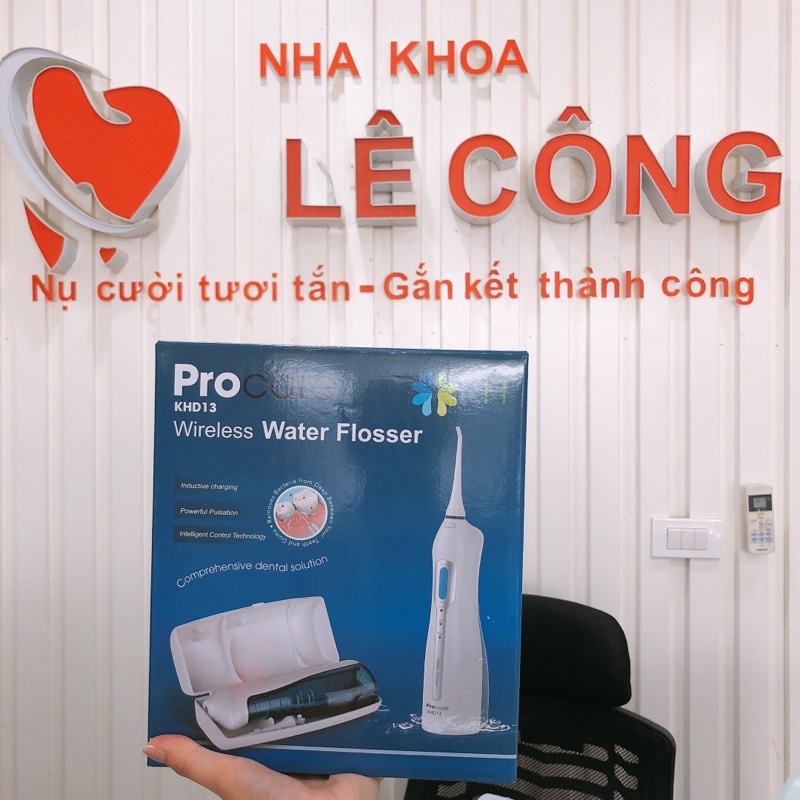Máy tăm nước Procare KHD13