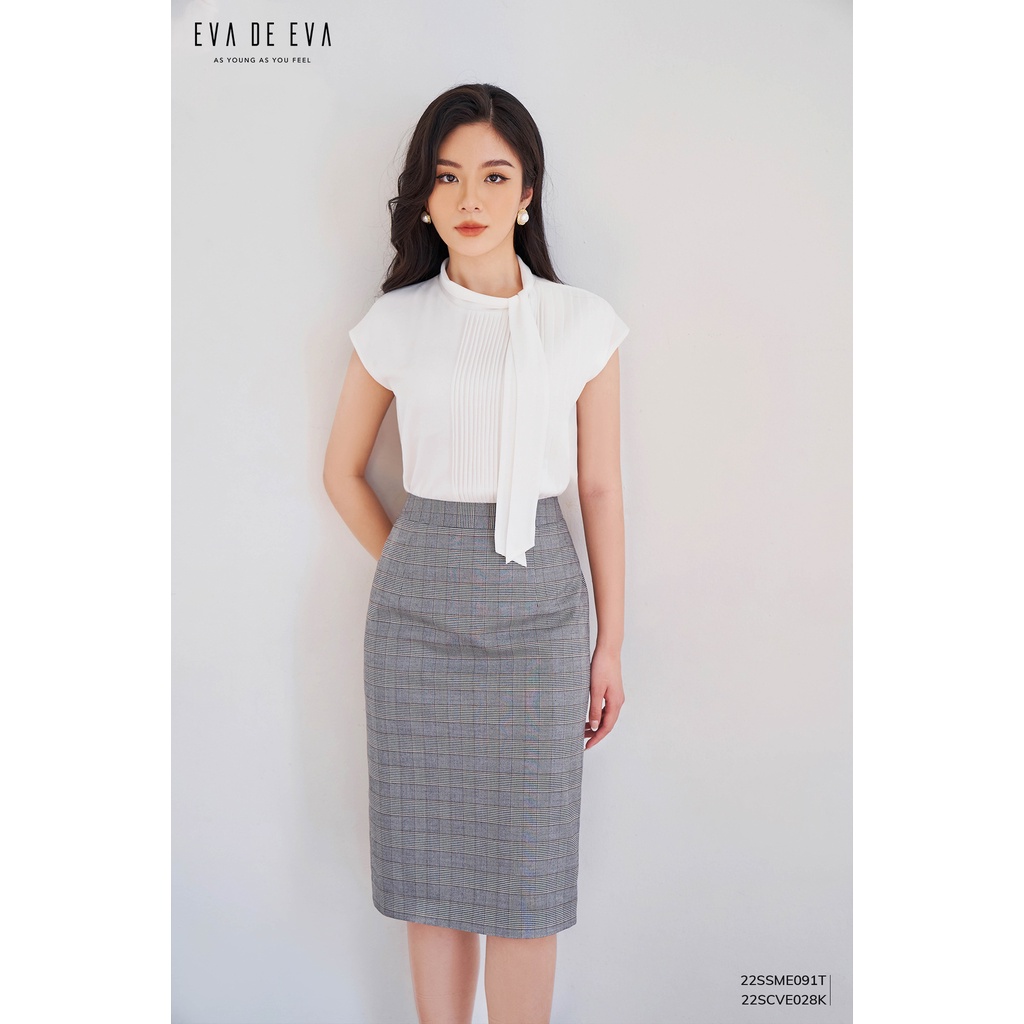 Chân váy bút chì kẻ công sở Eva de Eva 22SCVE028K