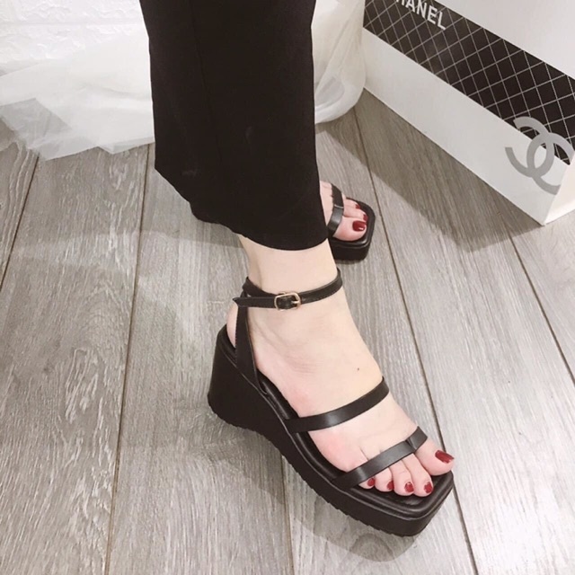 Sandanl đế xuồng    (Siêu nhẹ, siêu xinh  )
