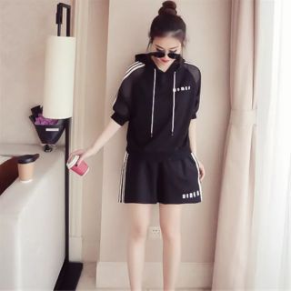 Set trang phục, đồ thể thao, set đồ nữ đẹp