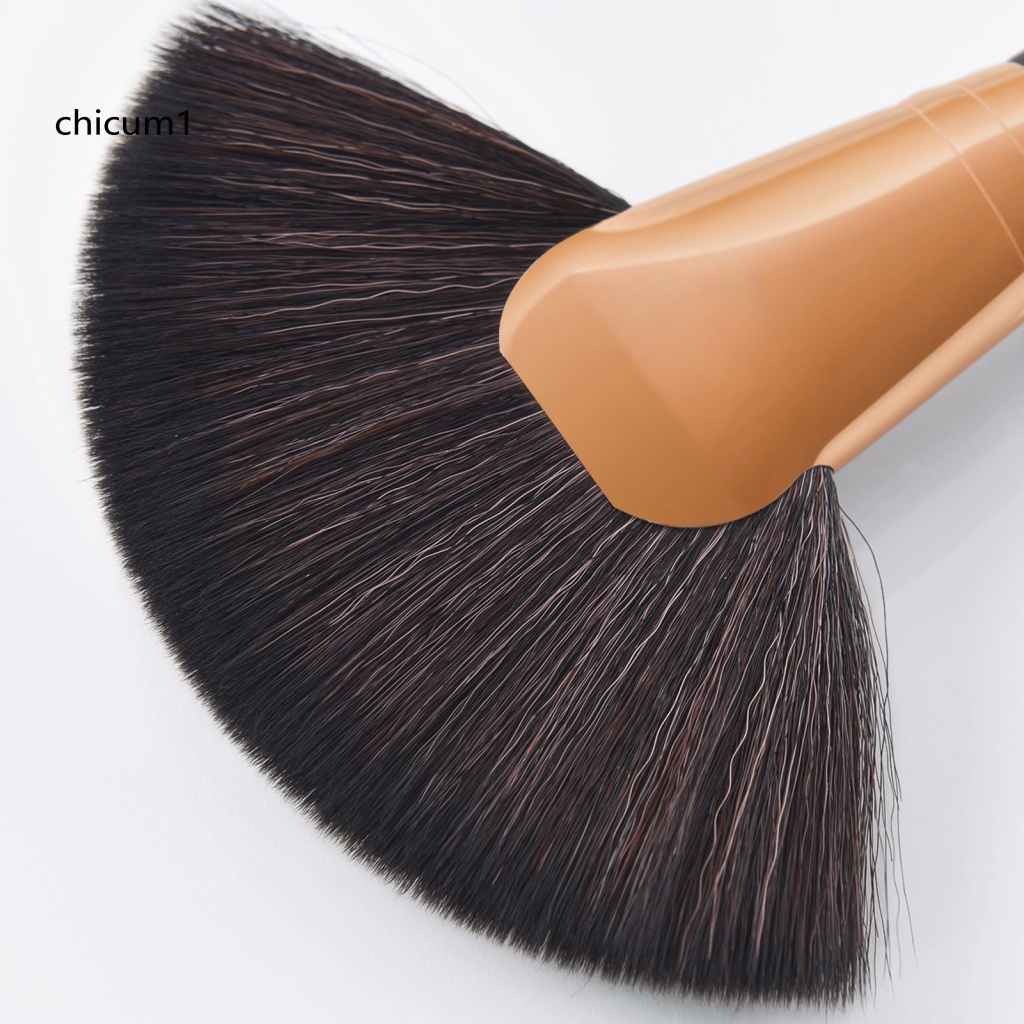 Cọ Trang Điểm CC Lông Mềm