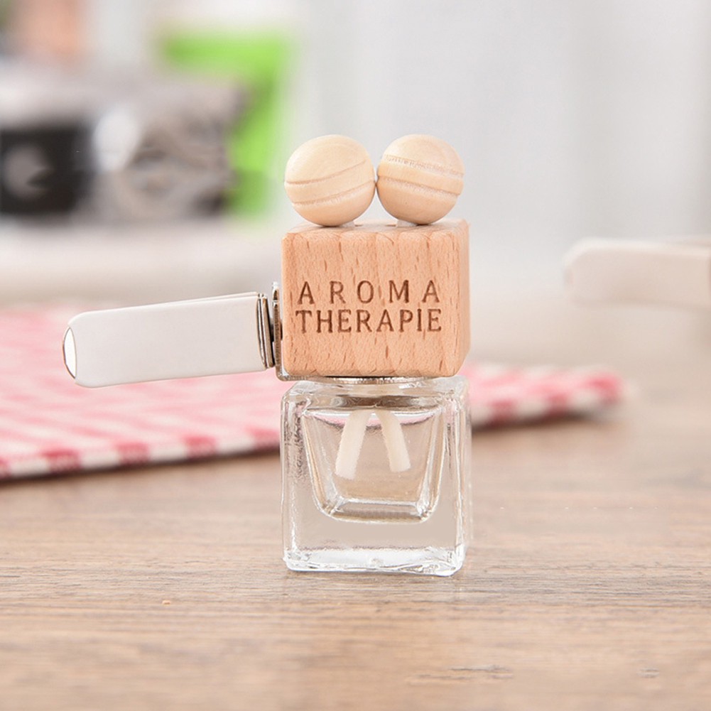 Hộp Đựng Tinh Dầu / Nước Hoa Kẹp Lỗ Thông Gió Xe Hơi