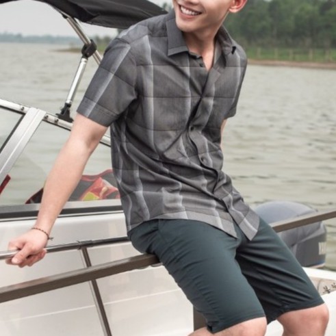 Áo sơ mi nam ngắn tay TQQ chất vải thoáng mát co dãn K347CB màu ghi kẻ ombre