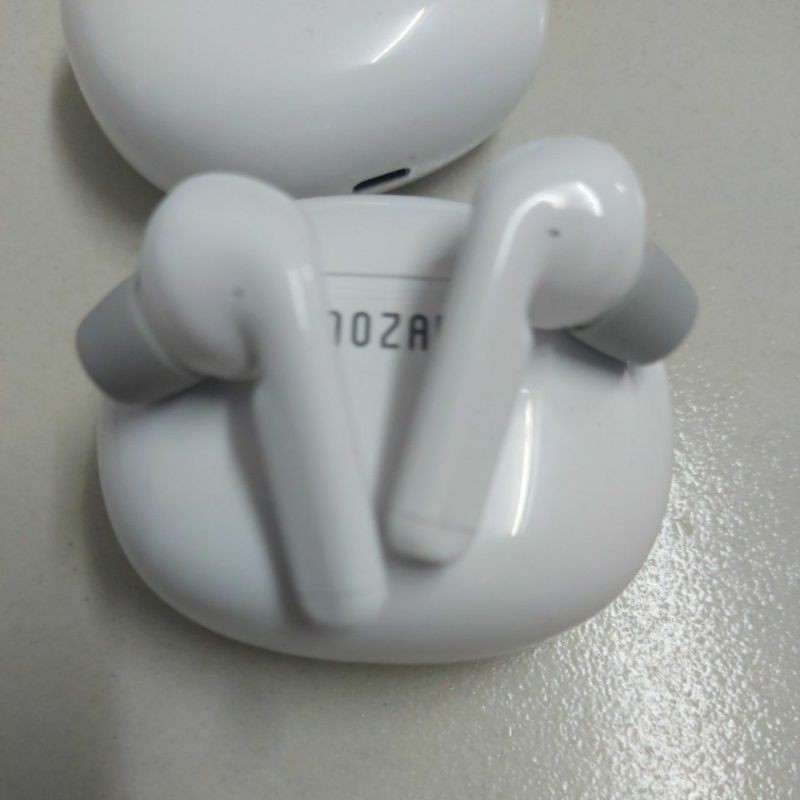 Tai nghe Bluetooth True Wireless Mozard AT15 Trắng