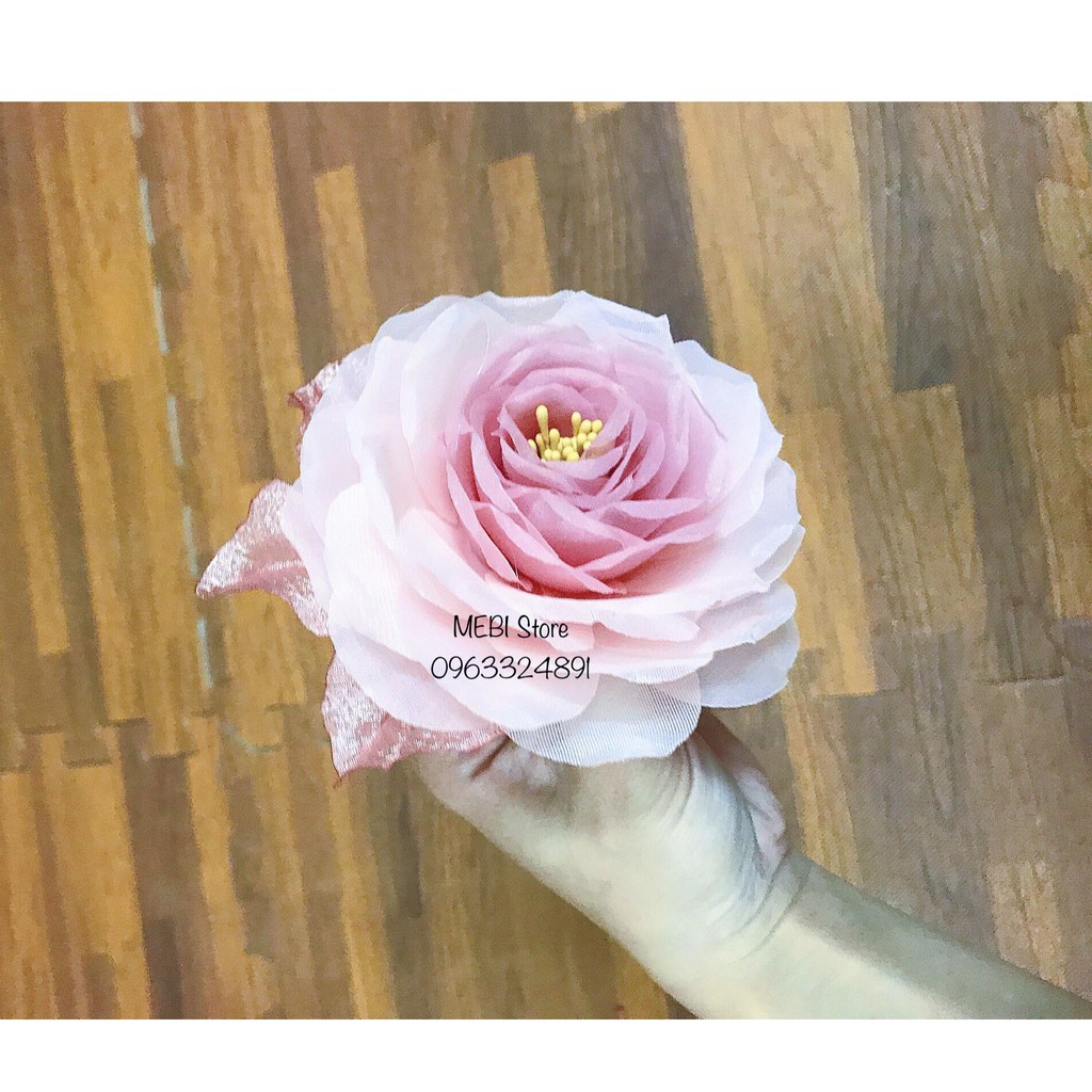 (Ảnh thật - Nobox) Hoa hồng cài áo handmade màu hồng phấn 3 lá