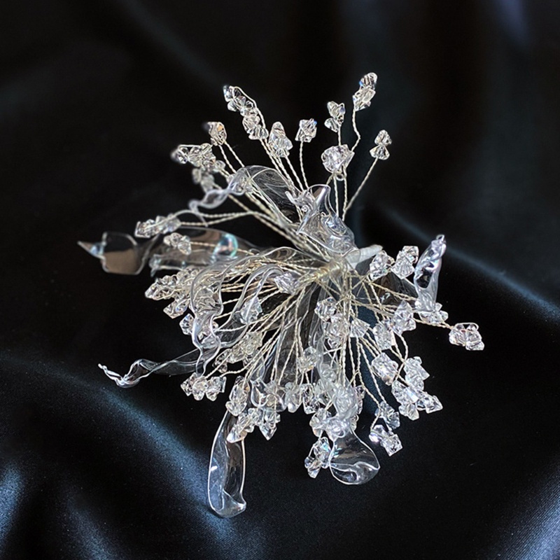 Vòng Hoa Pha Lê Handmade Xinh Xắn Dành Cho Cô Dâu