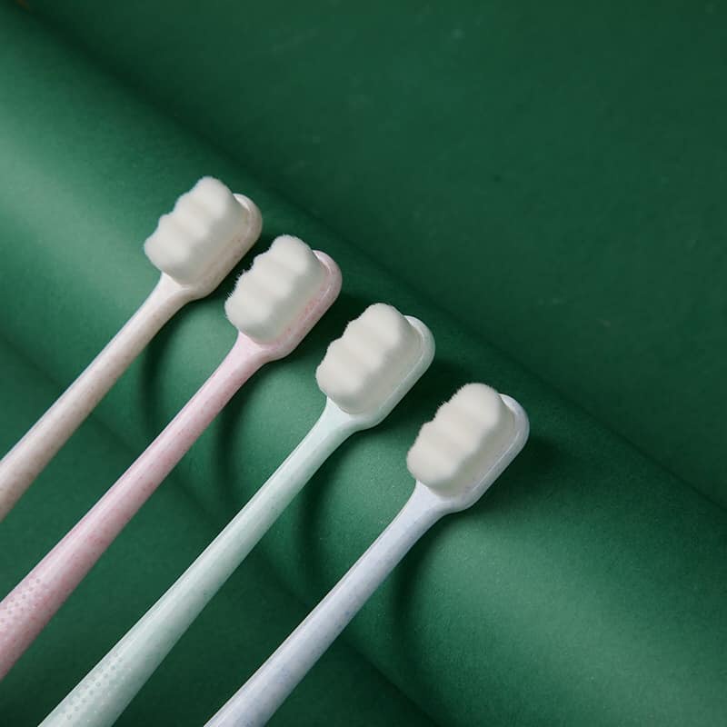 Bàn chải đánh răng lông siêu mịn mềm mại (hộp tròn-được chọn màu)
