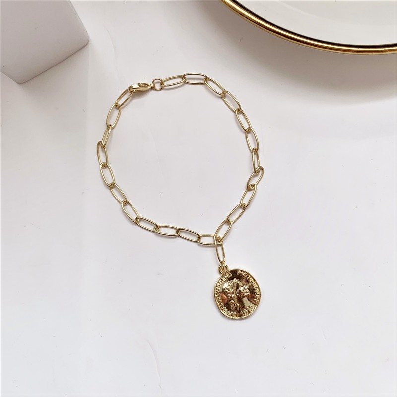 Vòng tay họa tiết hình tròn dập khắc phong cách cổ điển VT51