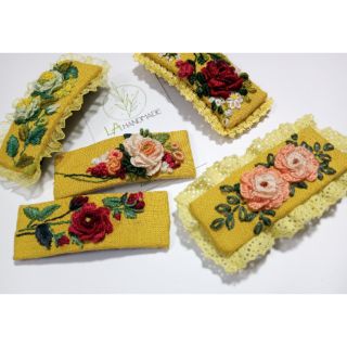 Kẹp tóc thêu tay