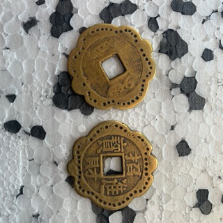 Đồng xu hoa mai nhỏ mini 3cm bằng đồng 100%